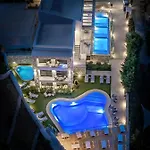 Lagoon Luxury Suites Lejlighedshotel