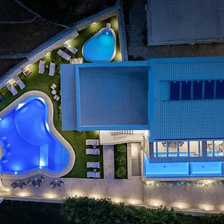 아파트호텔 Lagoon Luxury Suites