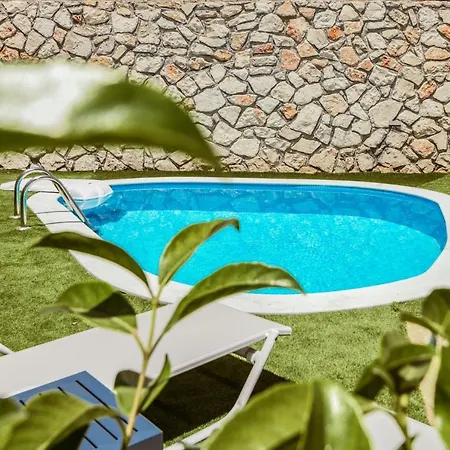 Lagoon Luxury Suites Apart Otel