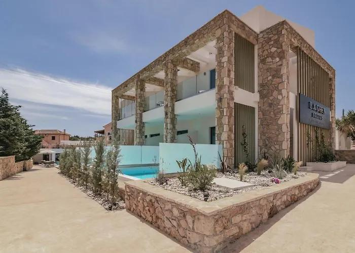 Ξενοδοχείο με διαμερίσματα Lagoon Luxury Suites *