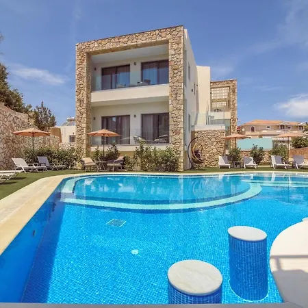 Aparthotel Lagoon Luxury Suites *